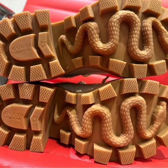 Gucci Women's Lace-Up White and Tan Boots - Picture 6 of 6